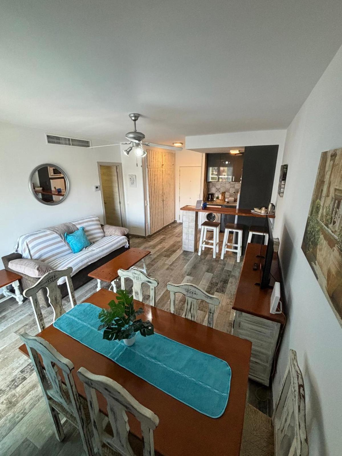 Benal 907 Apartment *